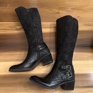 Donald J. Pliner tall leather boots size 7
